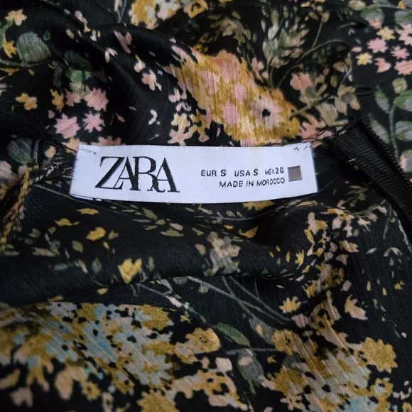 Zara Blogger FAV Floral Midi Dress high mock neck full A-line skirt curved hem S - Picture 11 of 12